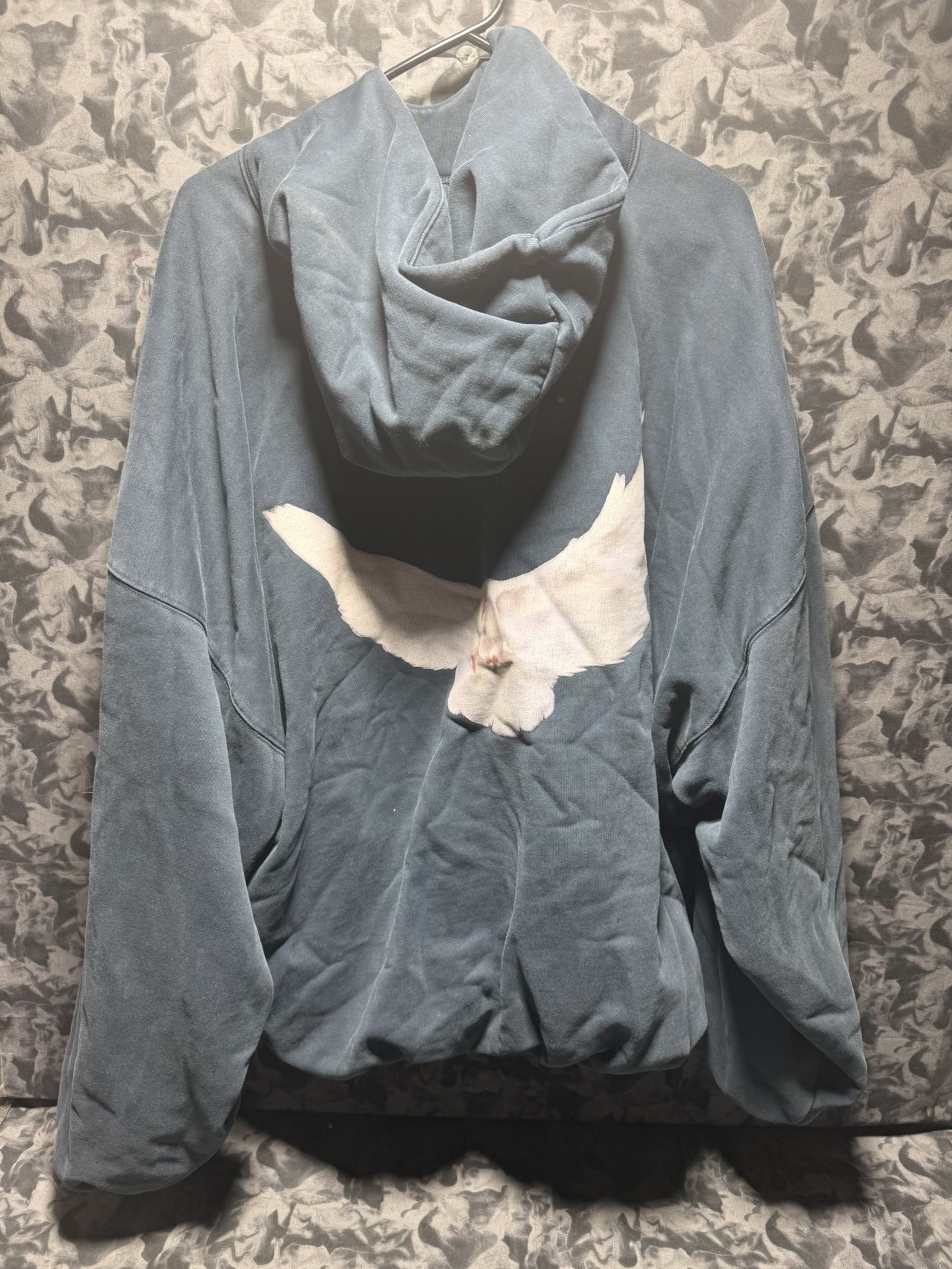 Yeezy Gap Balenciaga Dove Hoodie Size XL Oversized Green The Yeezy Gap Engineered by Balenciaga Dove Hoodie in Dark Blue, Size XL is a stylish and ov