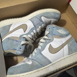 hyper royal og jordan 1s.