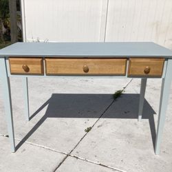 Blue Breeze Modern Console Table/ Desk