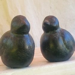 Set of 2 Ceramic Decorative Figurine of a bird