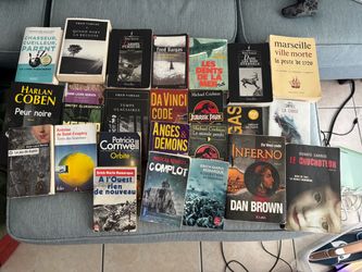 Lot of French books in good condition