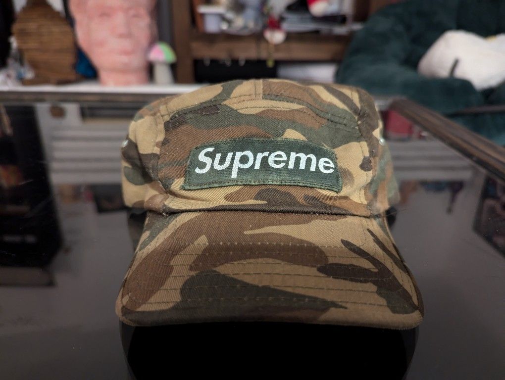 Supreme 2001 Woodland Camo Hat