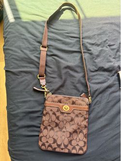 Authentic Coach Signature Swingpack Crossbody Bag Brown Canvas Leather #40688