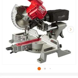 Milwaukee M18 7-1/4 Dual Bevel Sliding Compound Miter Saw (Tool-Only) 