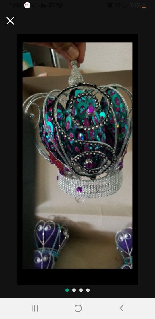 CHRISTMAS ORNAMENTS P/U IN HAUULA