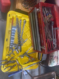 Craftsman tool box with a bunch of made in America craftsman tools