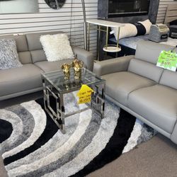 SOFA AND LOVESEAT LIGHT GREY LEATHER 