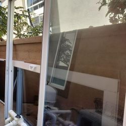 Sliding Door 