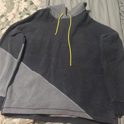 HOKA Grey Hoodie M/L
