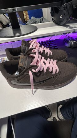 brand new travis scoots low