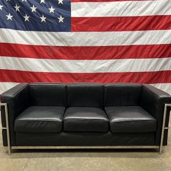 Free Delivery - Corbusier Black Leather Replica  