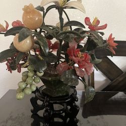 Jade Centerpiece 