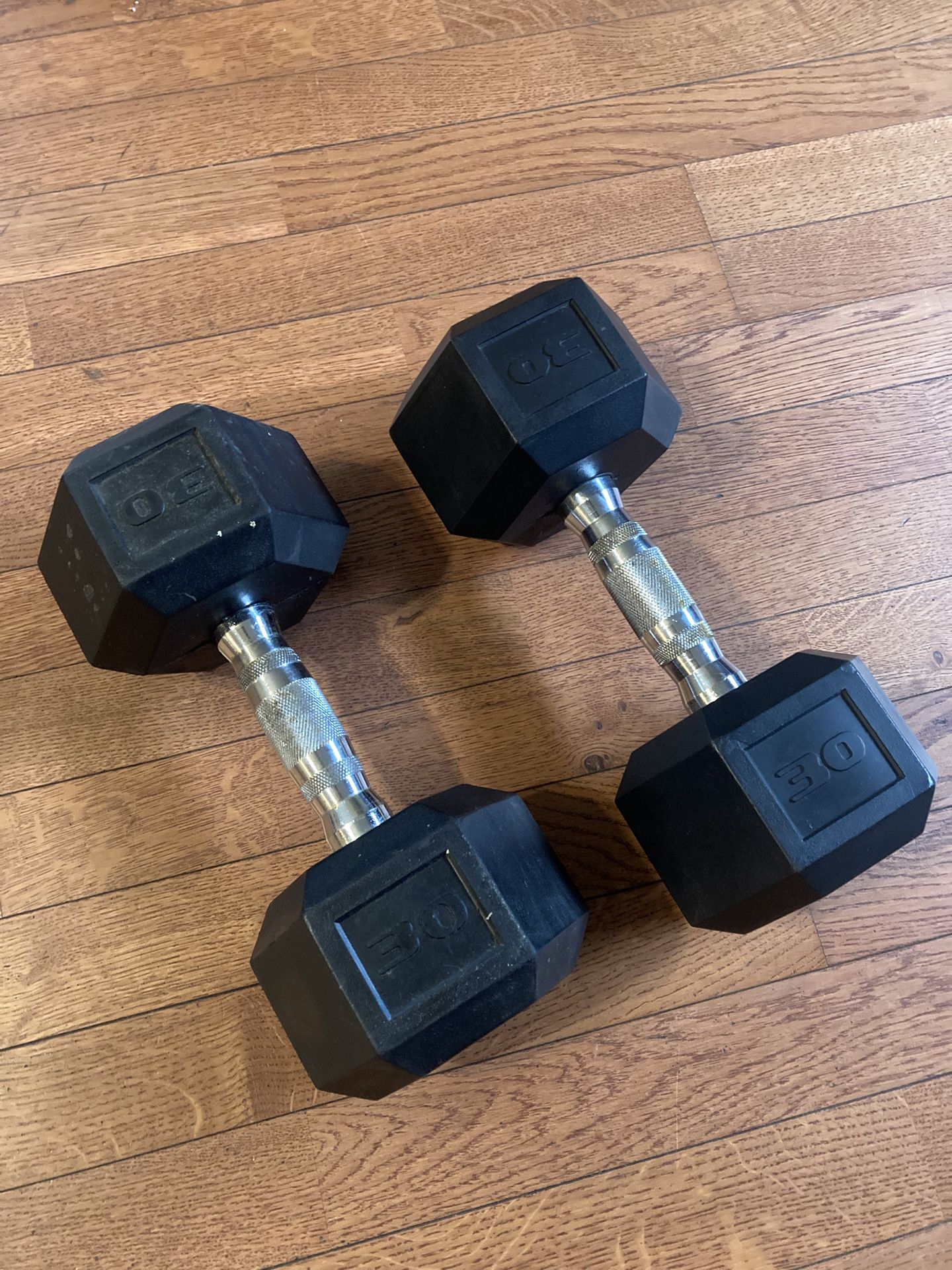 Pair Of 30 Pound Weights Dumbbells Rubber Coated