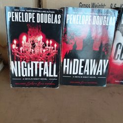 4 Penelope Douglas Novels