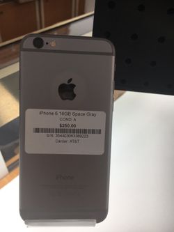 SPACE GRAY IPHONE 6 WITH 16GB!!
