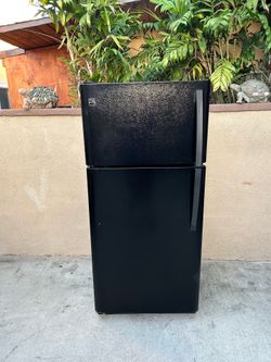 Kenmore Fridge Black 18cu ft 30x30x66🛑👍3 MONTHS WARRANTY