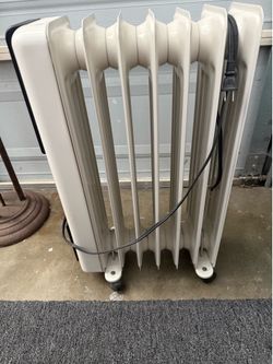 Delonghi heater on wheels