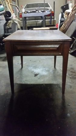 End table