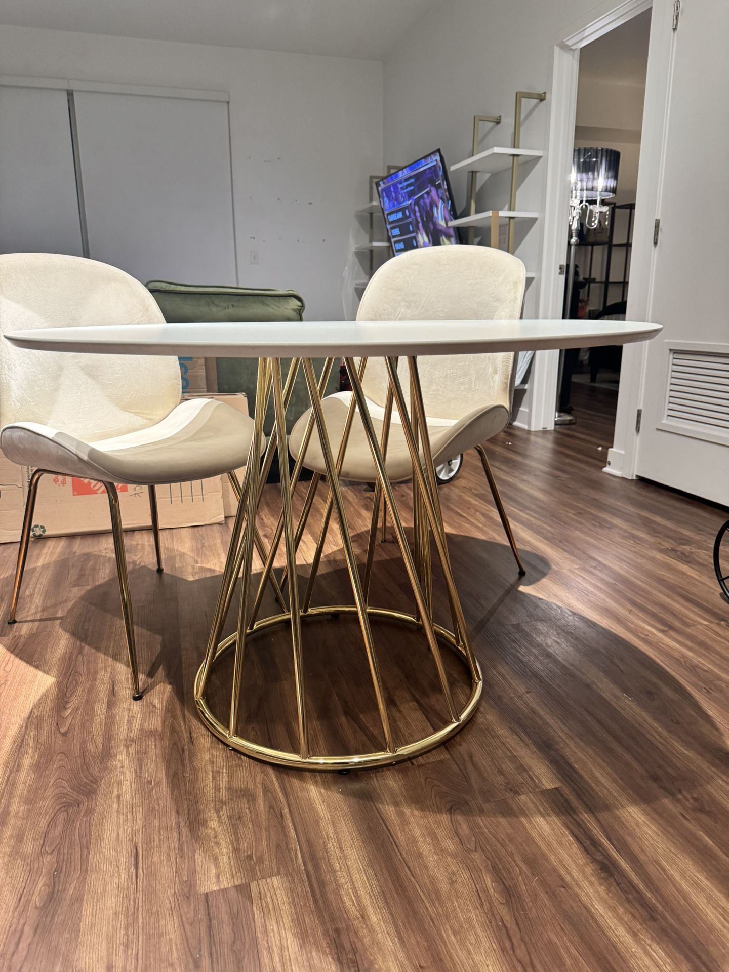 White Kitchen Table With Dining Chairs