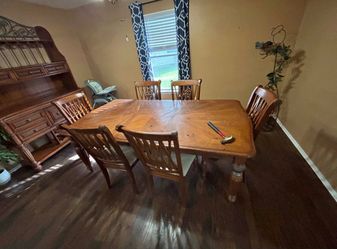 Dining table set