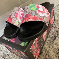 NEW GUCCI SLIDES!!