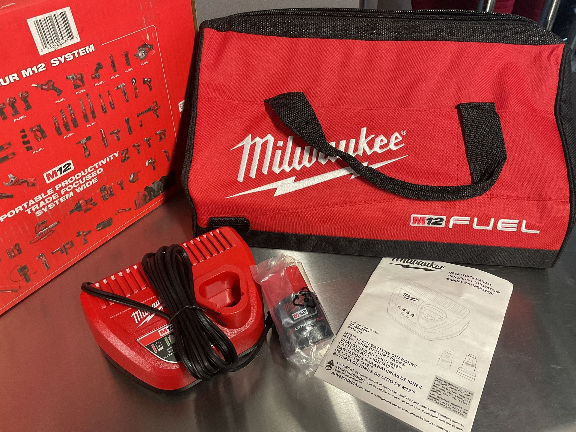 Milwaukee M12 CP2.0 Battery, Charger And Contractor Bag