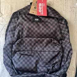 New ‼️ Vans Backpacks‼️