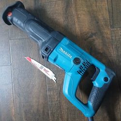 Makita Reciprocating Saw Sawsaw Tool 