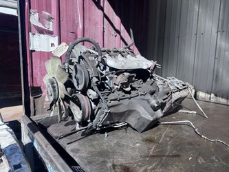 5.3 L V8 engine GM