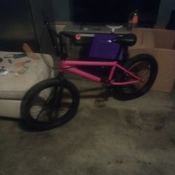 Mongoose BMX 20 Inch 