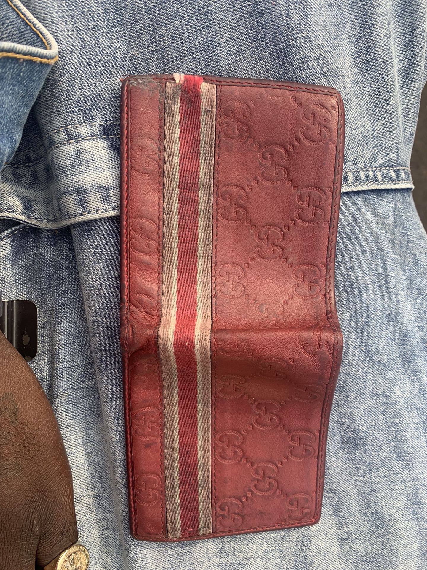 Gucci Wallet Authentic Used