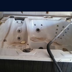 Bathtub Jacuzzi Removal 