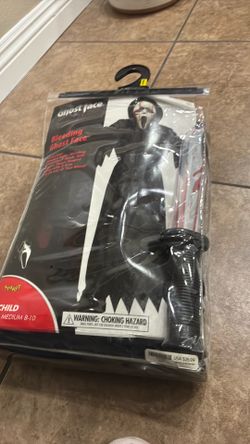 Spirit Halloween Ghostface