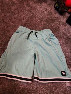 Abercrombie kids shorts ( Size boys 13/14)