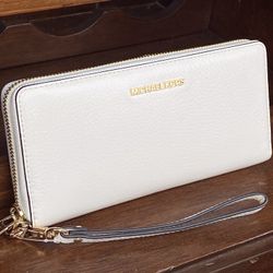 Michael Kors New Wallet