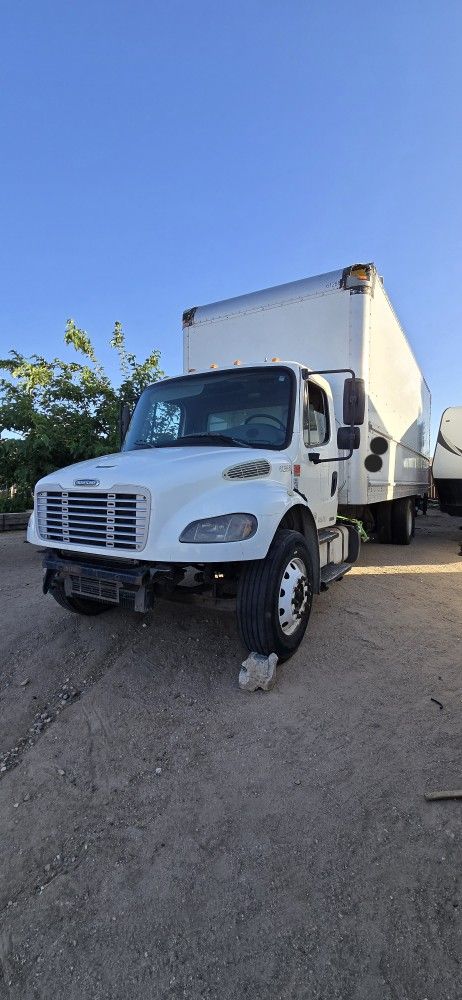 2012 Freightliner M2