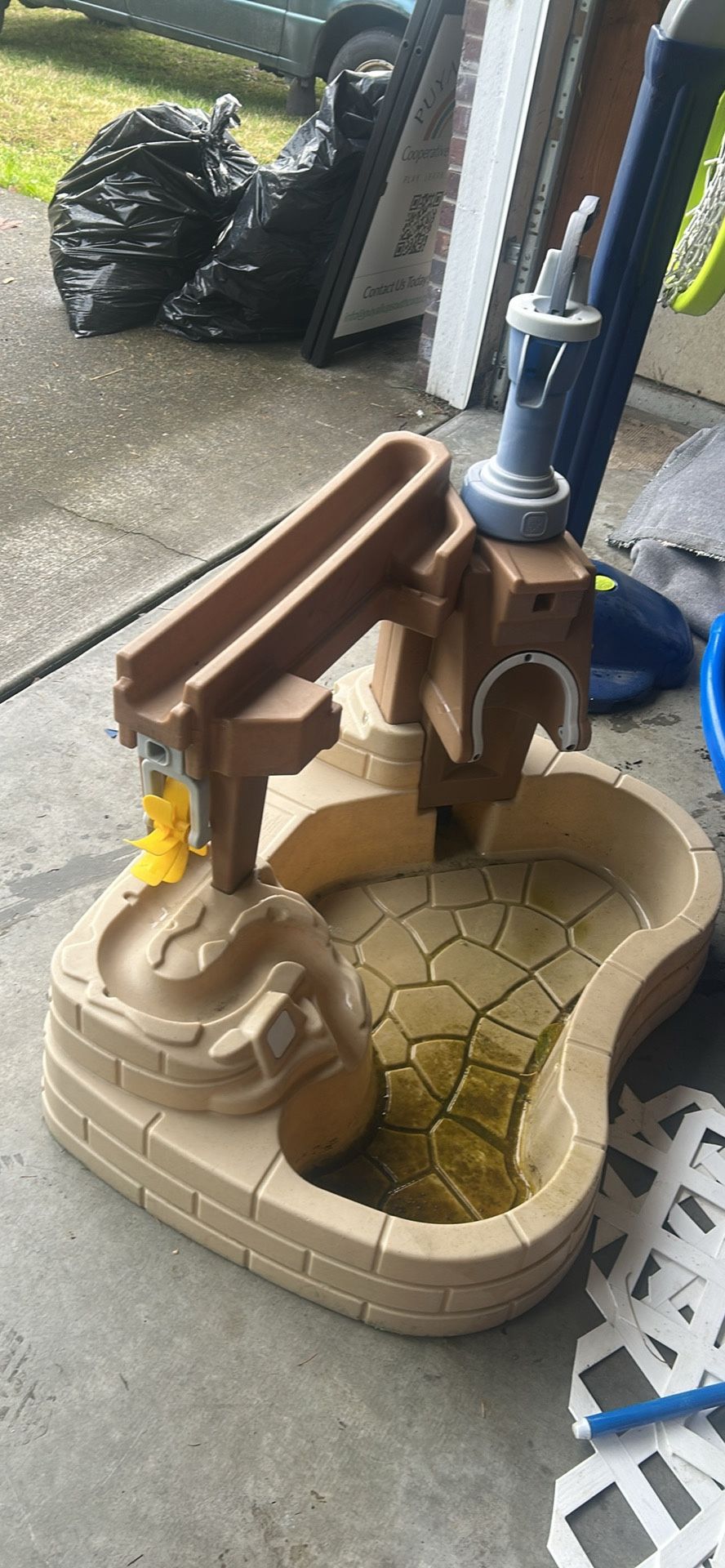 Step Two Water Pump Toy 