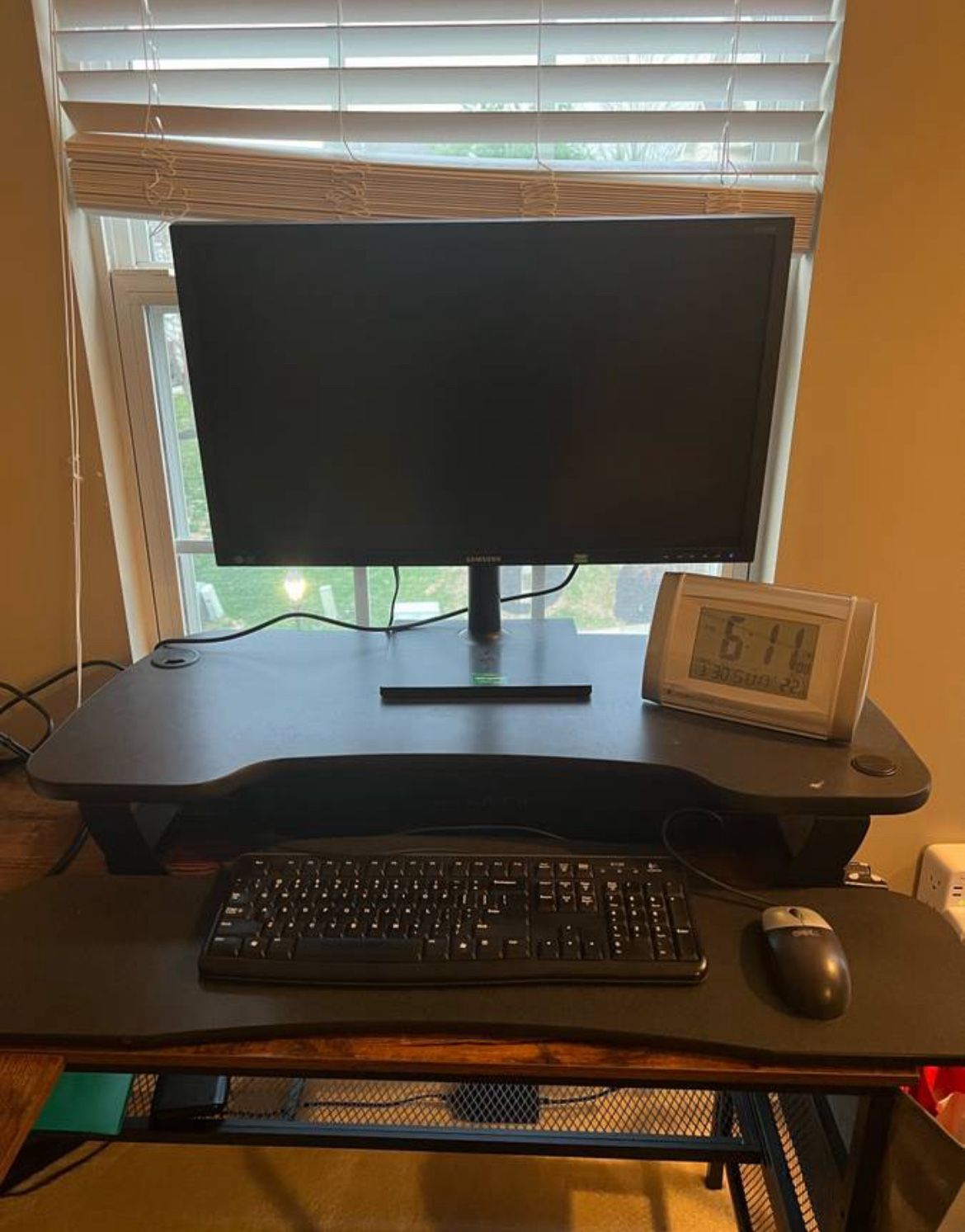 VersaDesk Sit-Stand Desk