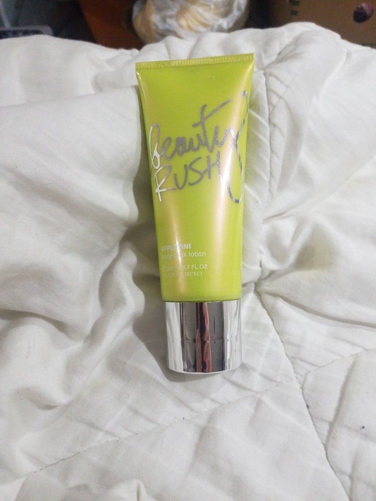 Beauty Rush Appletini 