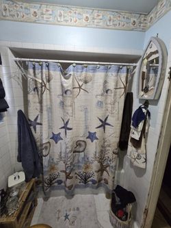 Matching Bathroom Set