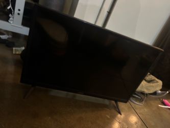 Vizio 24" D-Series Smart TV (Model D24h-G9)