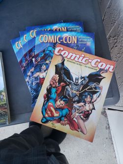 Comic-Con souvenir books