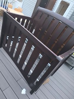 Westwood Brookline Convertible Crib – Solid Wood, Includes Conversion Rails