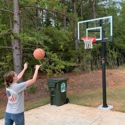 Lifetime 54 inch in ground basketball hoop adjustable basketball court