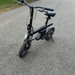 Black Compact Electric Bike E-Bike & Jetson Bolt Pro Electric Bike Bundle Deal !!!
