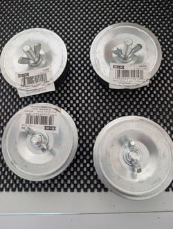 Plug 3"