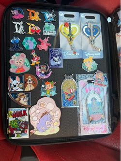 Disney pins