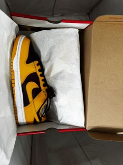Nike Dunk Low Maroon And Yellow 9.5m
