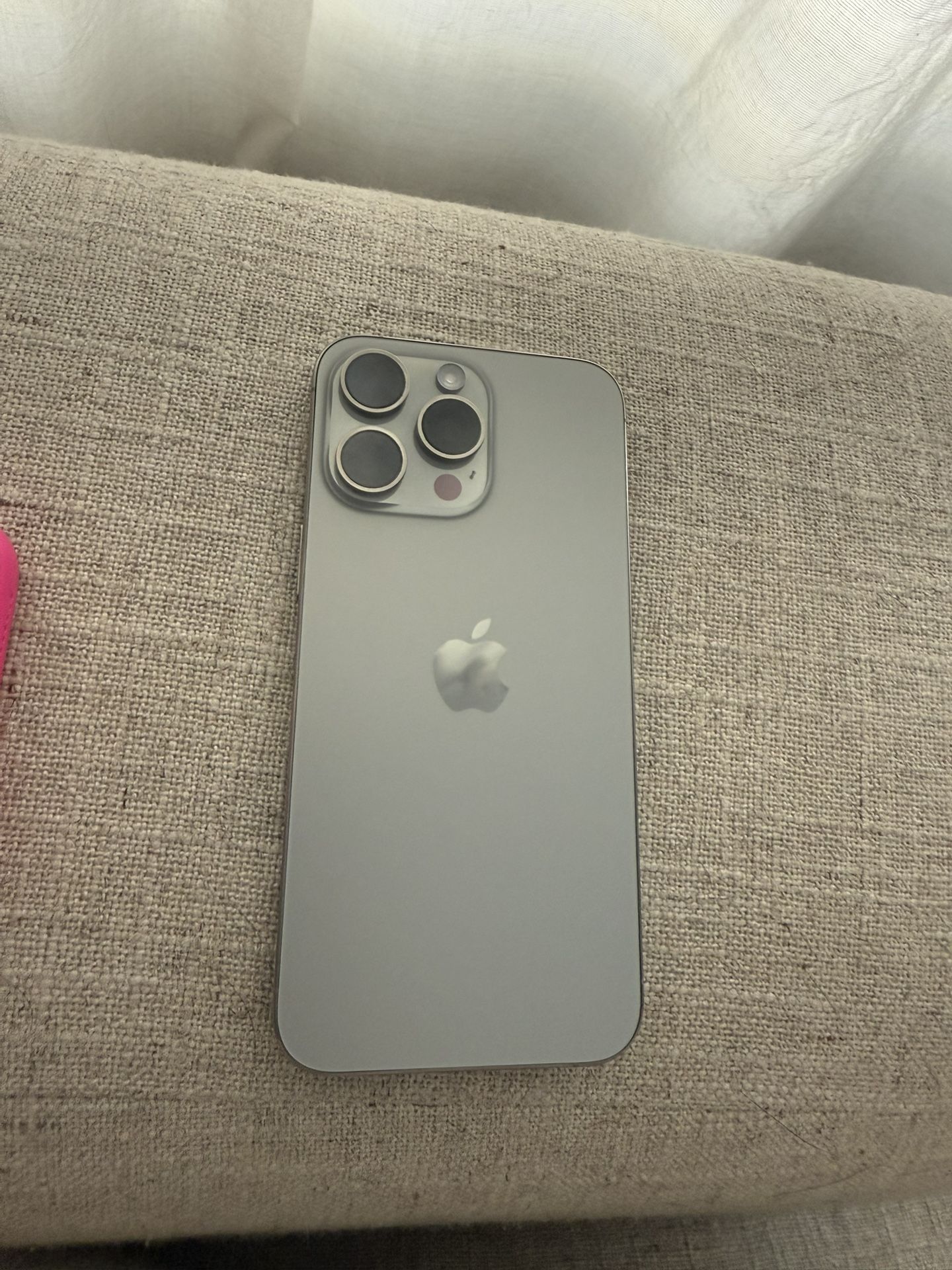 UNLOCKED iPhone 15 Pro Max 256GB