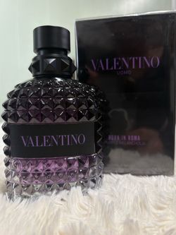 Valentino Born In Roma Purple Melancholia Perfume